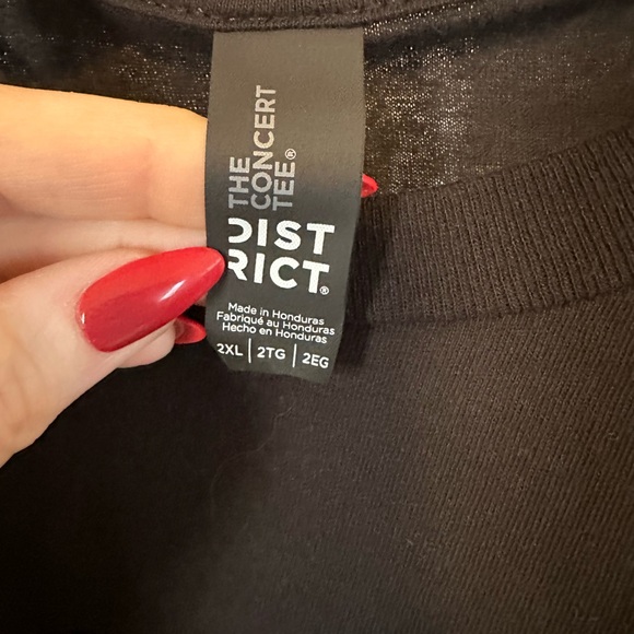 NWOT Luke Bryan Tour Shirt from 2024 - Picture 3 of 3